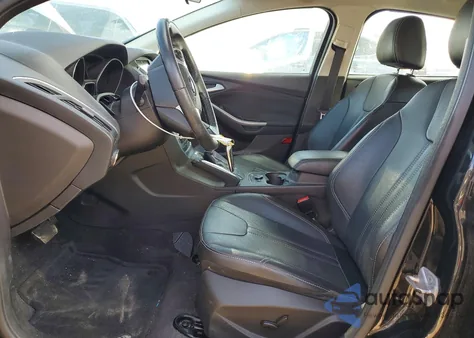 2014 Ford Focus Titanium из США, поврежденный, VIN 1FADP3N20EL116559